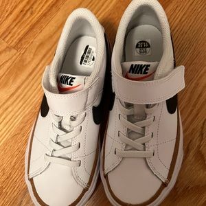 Brand new kids Nike sneakers